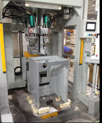 Ligne de formage de tôle flexible de machine à laver